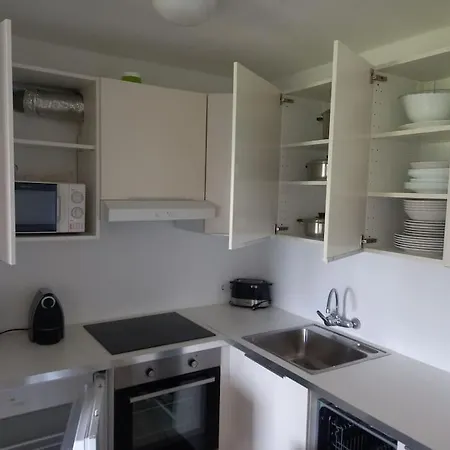 Apartamento En Zona Tranquila Cerca De La Playa.